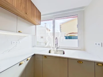 Moradia T2 para Venda em Carnaxide e Queijas