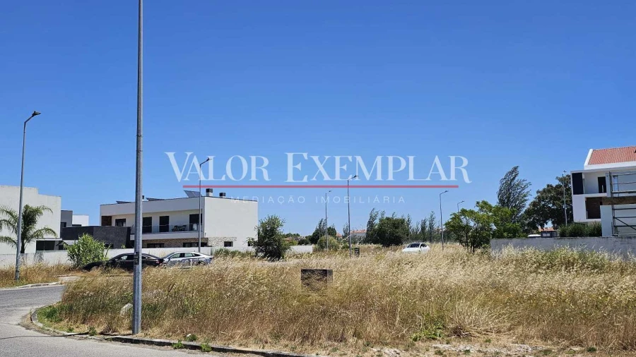 Terreno para Venda em Pinhal Novo