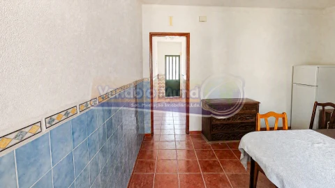 Moradia T1 para Venda em Cabeção