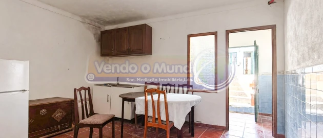 Moradia T1 para Venda em Cabeção