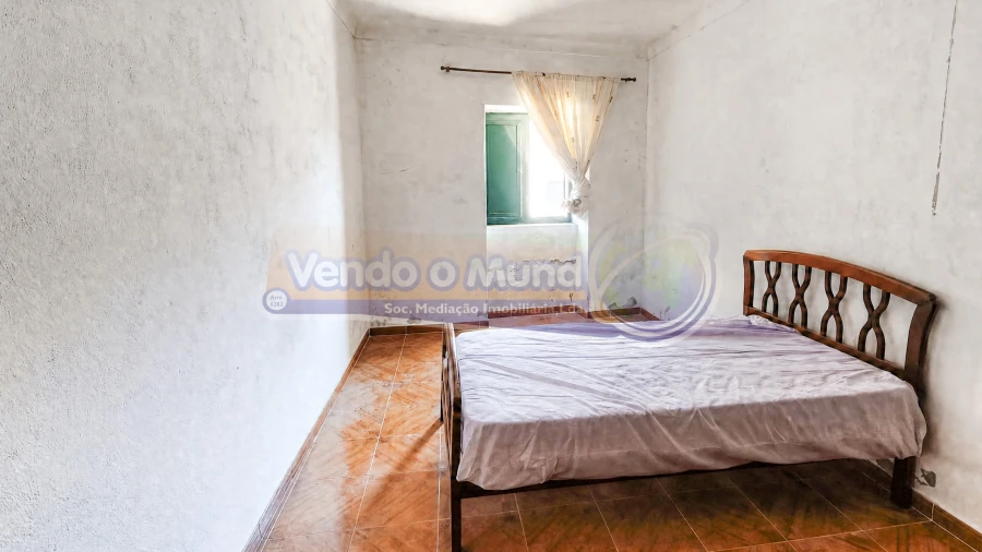 Moradia T1 para Venda em Cabeção Foto 9