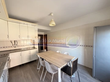 Apartamento T3 para Venda em Samora Correia