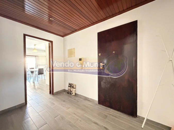 Apartamento T3 para Venda em Samora Correia Foto 4