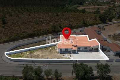 Moradia T3 para Venda em Marrazes e Barosa