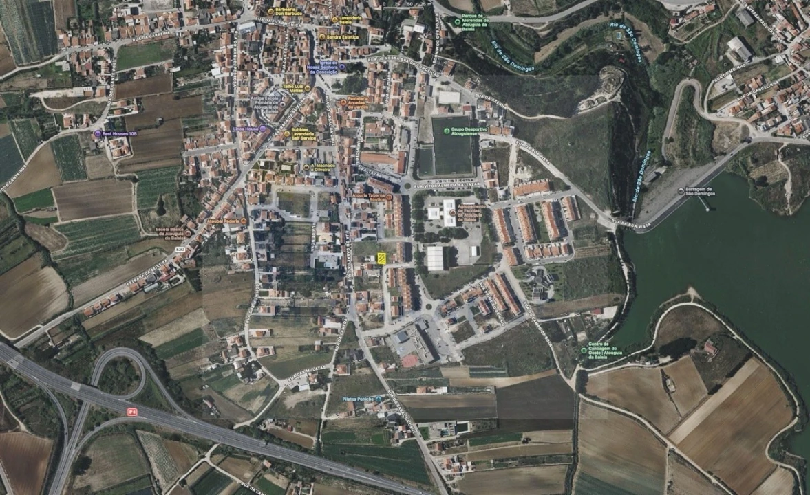 Terreno para Venda em Atouguia da Baleia Foto 1