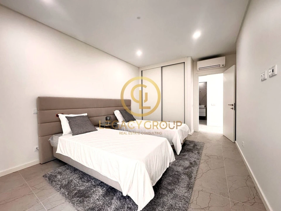 Apartamento T2 para Venda em Quarteira Foto 13