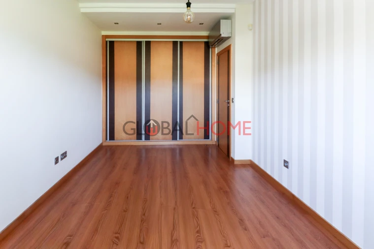Moradia T3 para Venda em Gondomar (São Cosme), Valbom e Jovim Foto 9