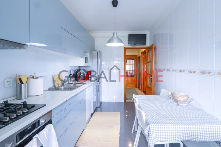 Apartamento T3 para Venda em Cidade da Maia Foto 12