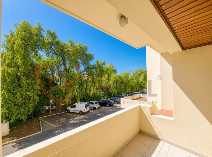 Apartamento T1 para Venda em Albufeira e Olhos de Água Foto 6