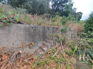 Terreno para Venda em Caniço