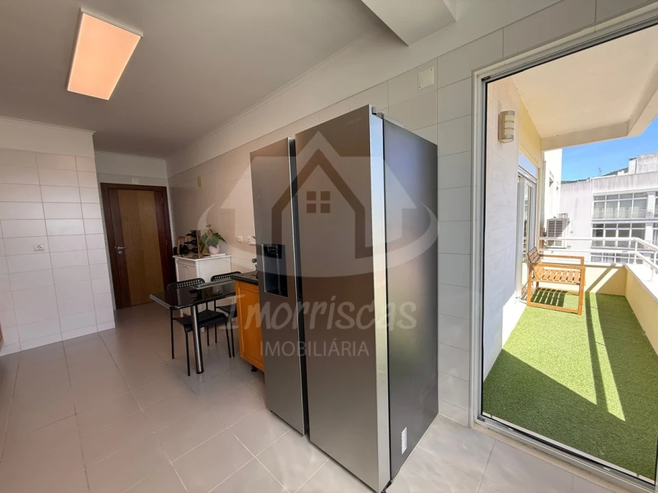 Apartamento T2 para Venda em Vialonga Foto 8