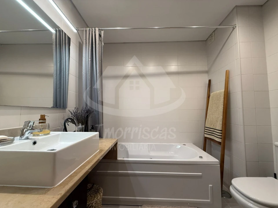 Apartamento T2 para Venda em Vialonga Foto 20