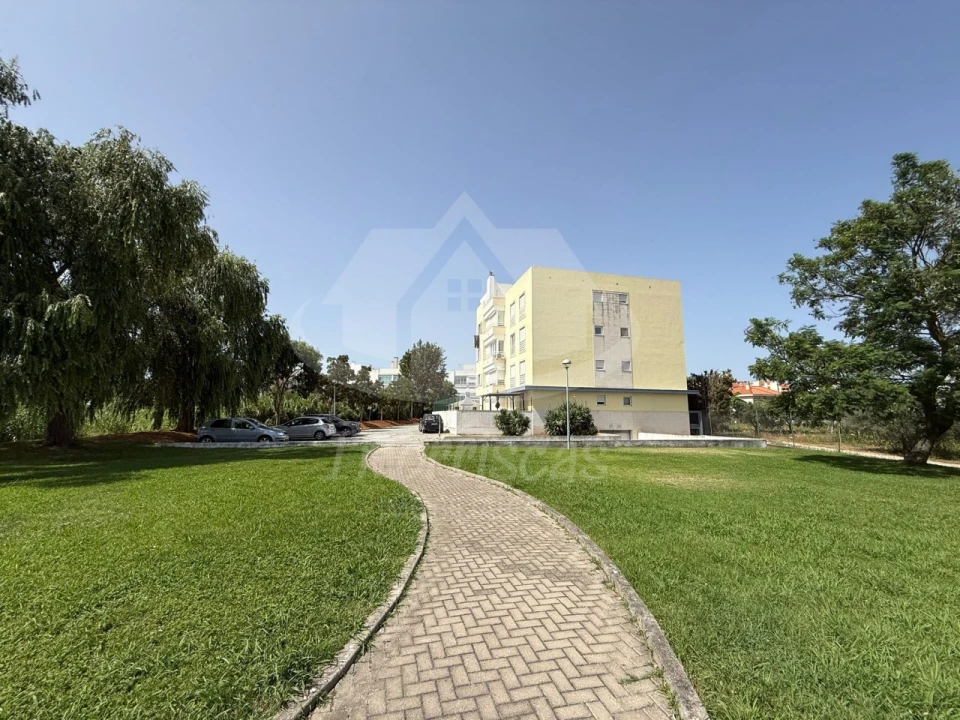 Apartamento T2 para Venda em Vialonga Foto 24
