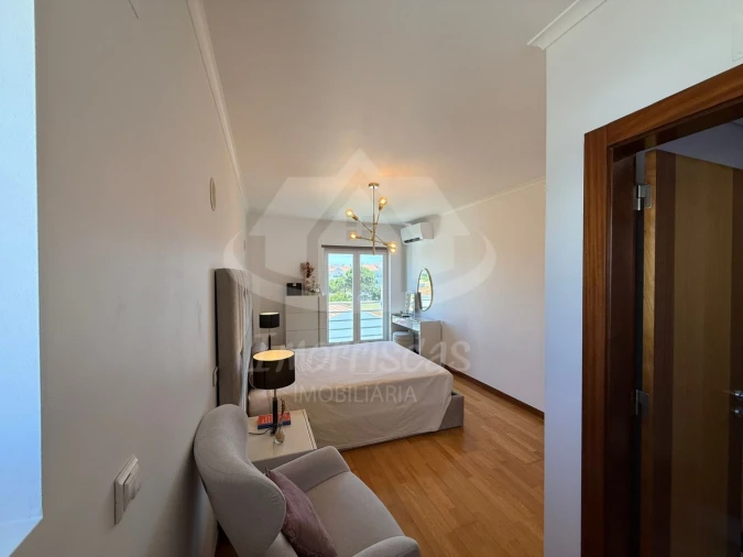 Apartamento T2 para Venda em Vialonga Foto 11