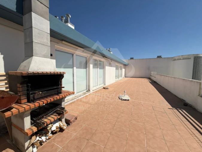 Apartamento T2 para Venda em Vialonga Foto 23