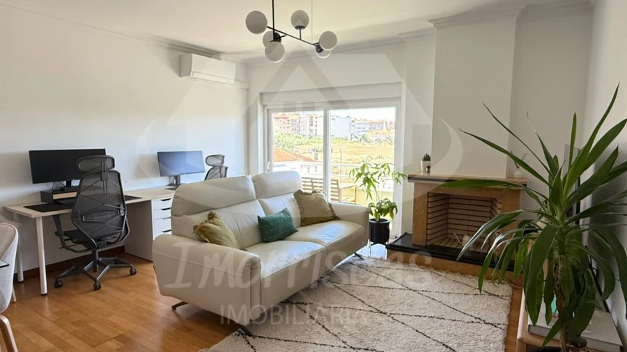 Apartamento T2 para Venda em Vialonga
