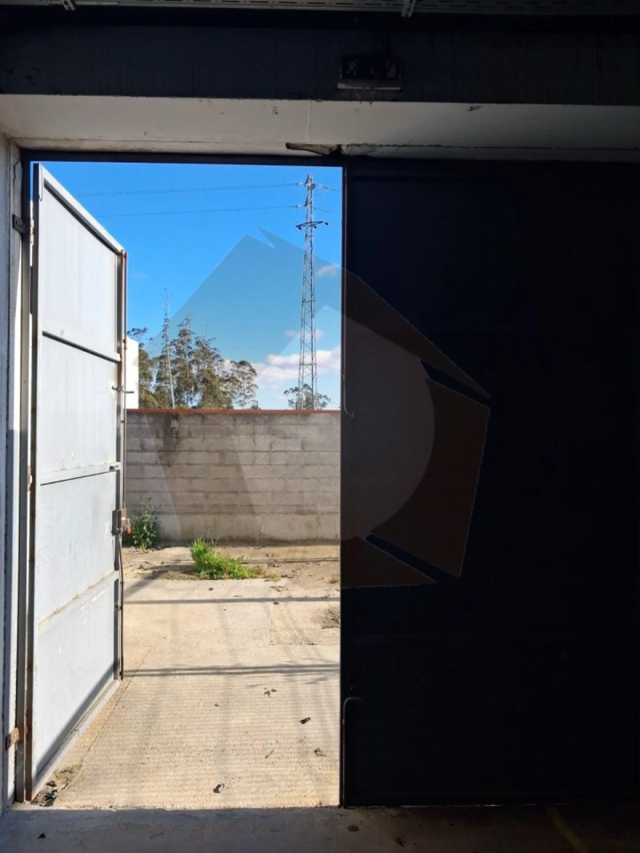 Armazém para Venda em Touguinha e Touguinhó Foto 8