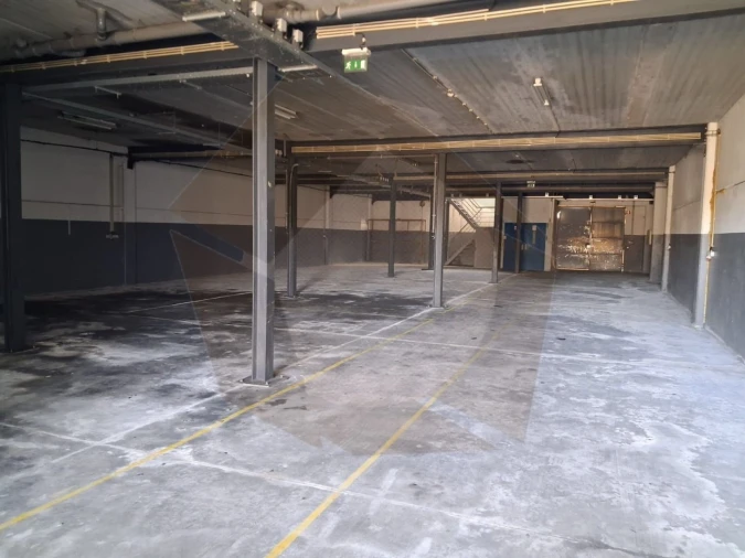 Armazém para Venda em Touguinha e Touguinhó Foto 2