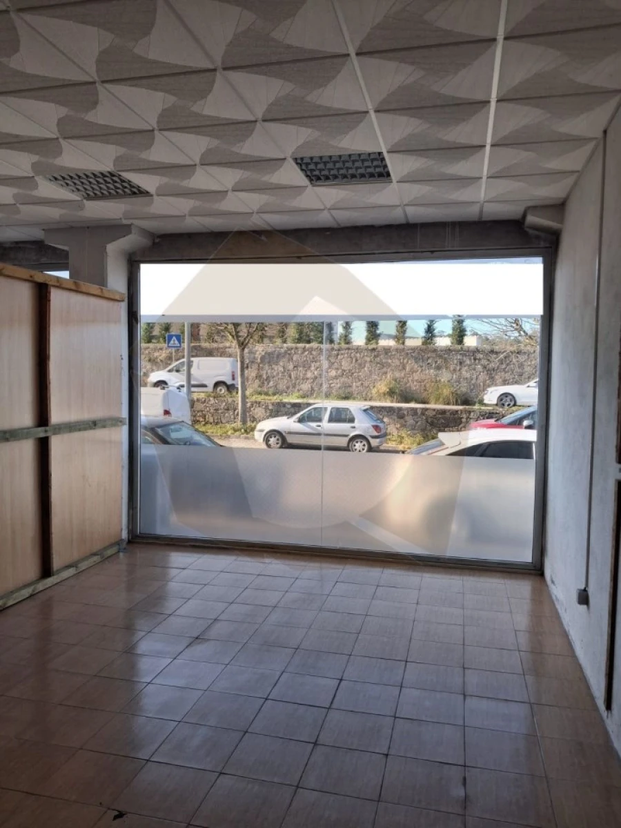 Armazém para Venda em Touguinha e Touguinhó Foto 4