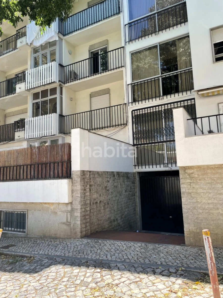 Apartamento T4 para Venda em Carcavelos e Parede Foto 14