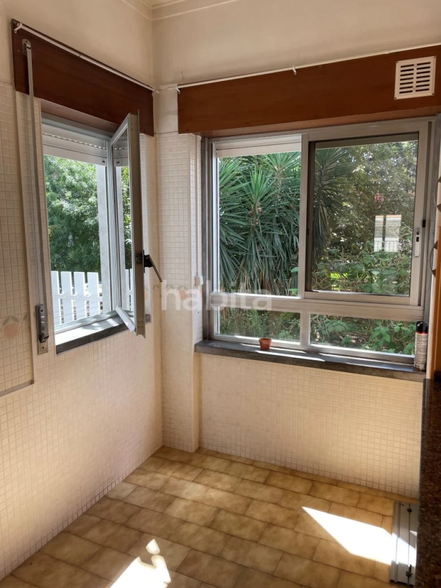 Apartamento T4 para Venda em Carcavelos e Parede Foto 19