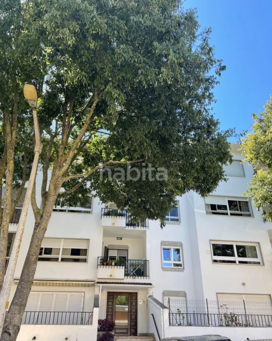 Apartamento T4 para Venda em Carcavelos e Parede Foto 10