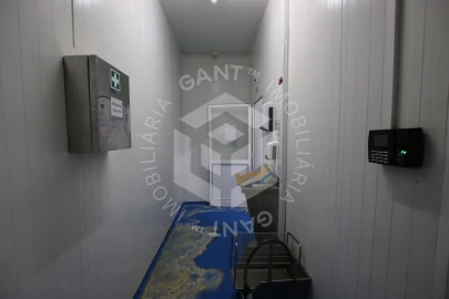 Armazém para Venda em Corroios