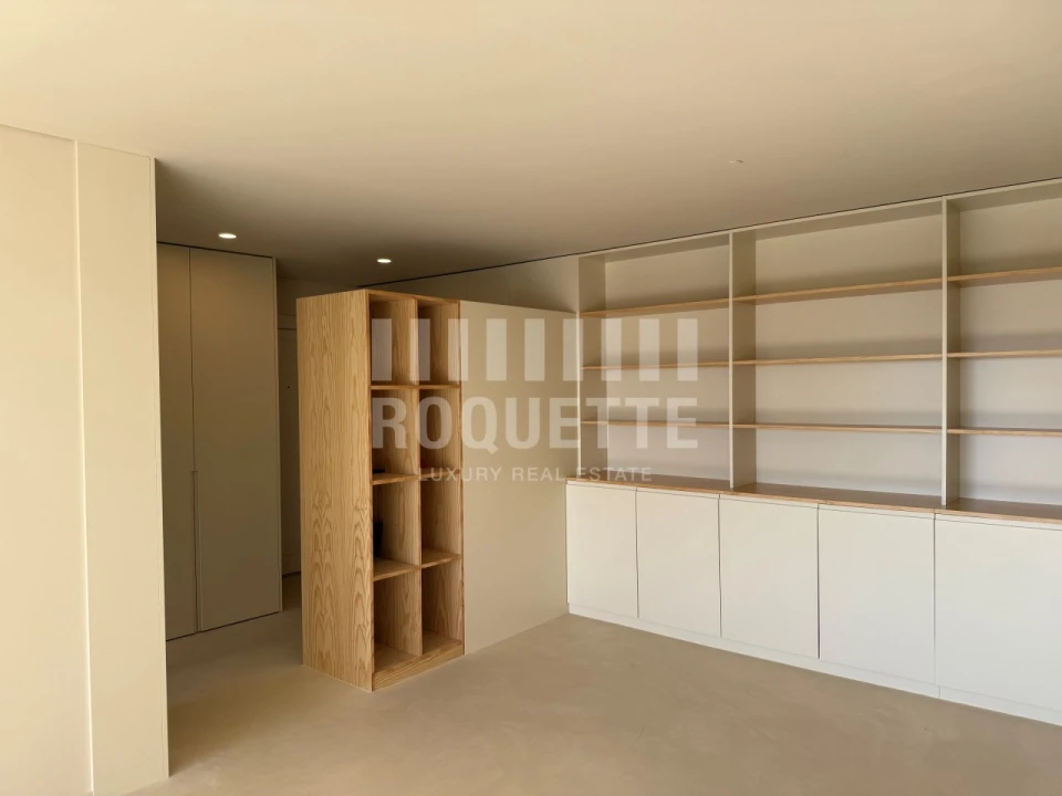 Apartamento T3 para Venda em Aldoar, Foz do Douro e Nevogilde Foto 4