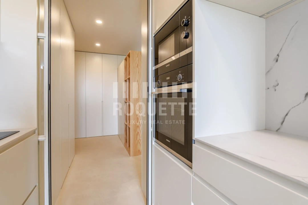Apartamento T3 para Venda em Aldoar, Foz do Douro e Nevogilde Foto 9