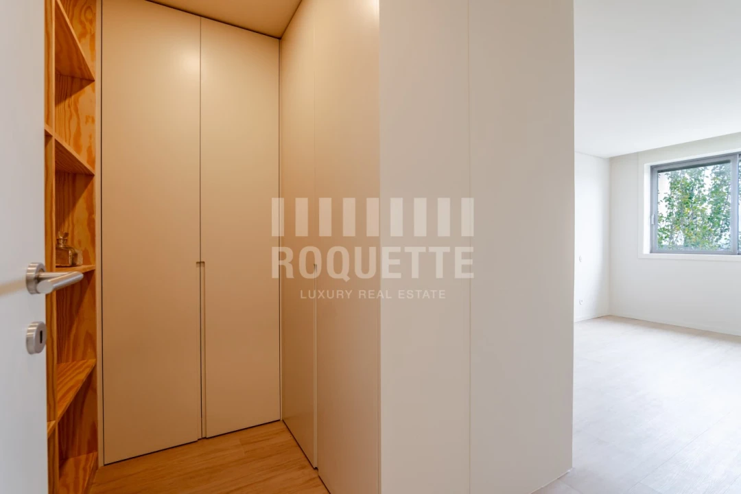 Apartamento T3 para Venda em Aldoar, Foz do Douro e Nevogilde Foto 27