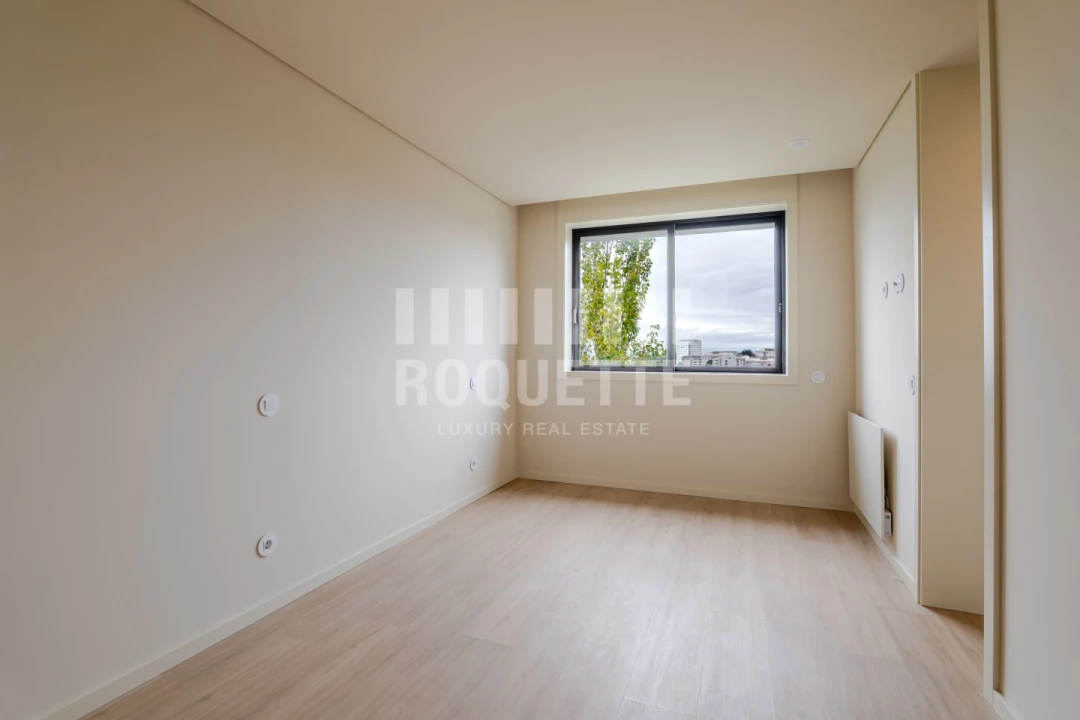 Apartamento T3 para Venda em Aldoar, Foz do Douro e Nevogilde Foto 33