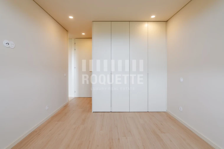 Apartamento T3 para Venda em Aldoar, Foz do Douro e Nevogilde Foto 14