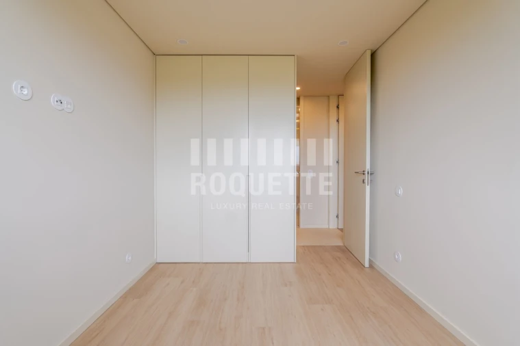Apartamento T3 para Venda em Aldoar, Foz do Douro e Nevogilde Foto 25