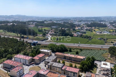 Apartamento T2 para Venda em Nogueira e Silva Escura