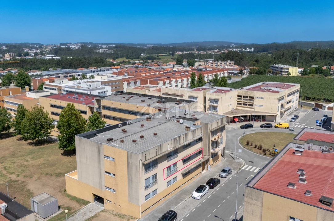 Apartamento T2 para Venda em Nogueira e Silva Escura Foto 14