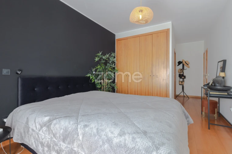 Apartamento T2 para Venda em Nogueira e Silva Escura Foto 18
