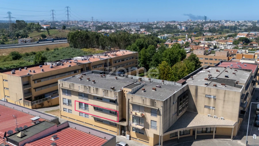 Apartamento T2 para Venda em Nogueira e Silva Escura