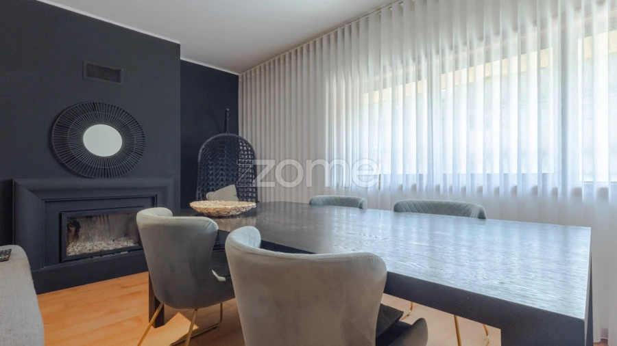 Apartamento T2 para Venda em Nogueira e Silva Escura