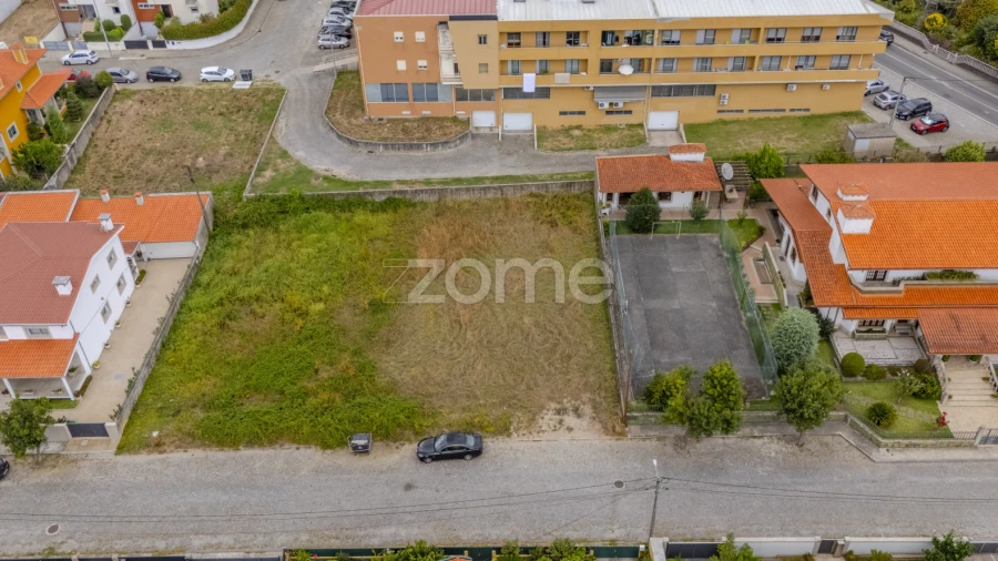 Terreno para Venda em Merelim (São Pedro) e Frossos