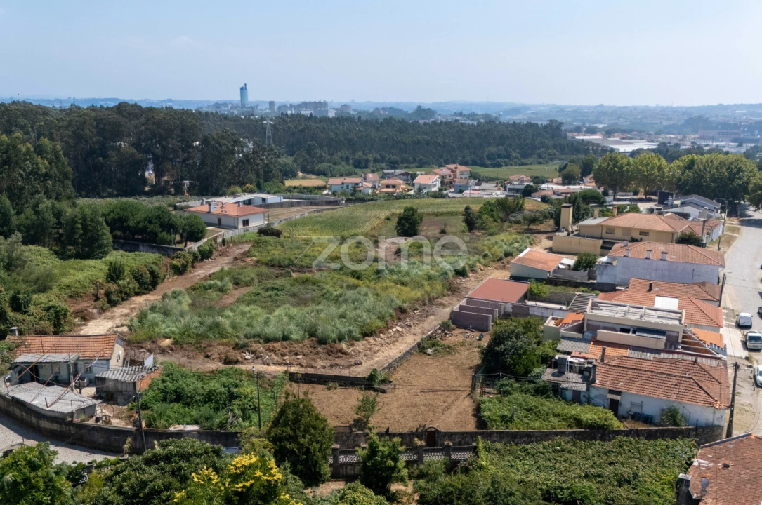 Terreno para Venda em Moreira Foto 12