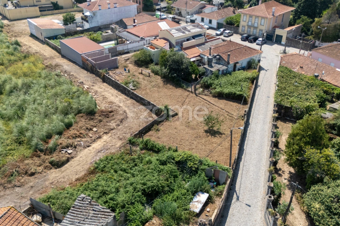 Terreno para Venda em Moreira Foto 19