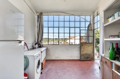 Prédio para Venda em Sé Nova, Santa Cruz, Almedina e São Bartolomeu