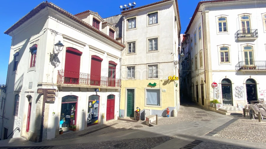 Prédio para Venda em Sé Nova, Santa Cruz, Almedina e São Bartolomeu