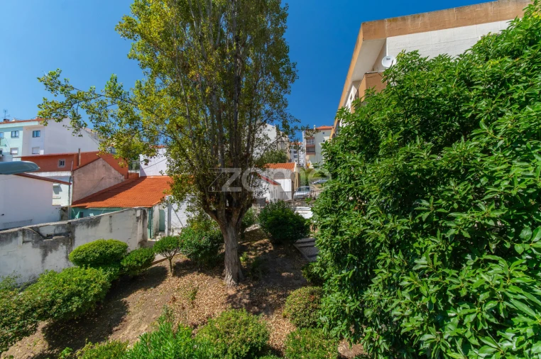 Apartamento T2 para Venda em Alverca do Ribatejo e Sobralinho Foto 16