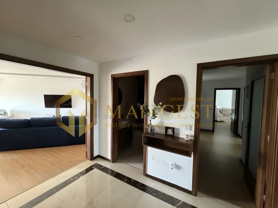 Apartamento T3 para Arrendamento em Gondomar (São Cosme), Valbom e Jovim Foto 2