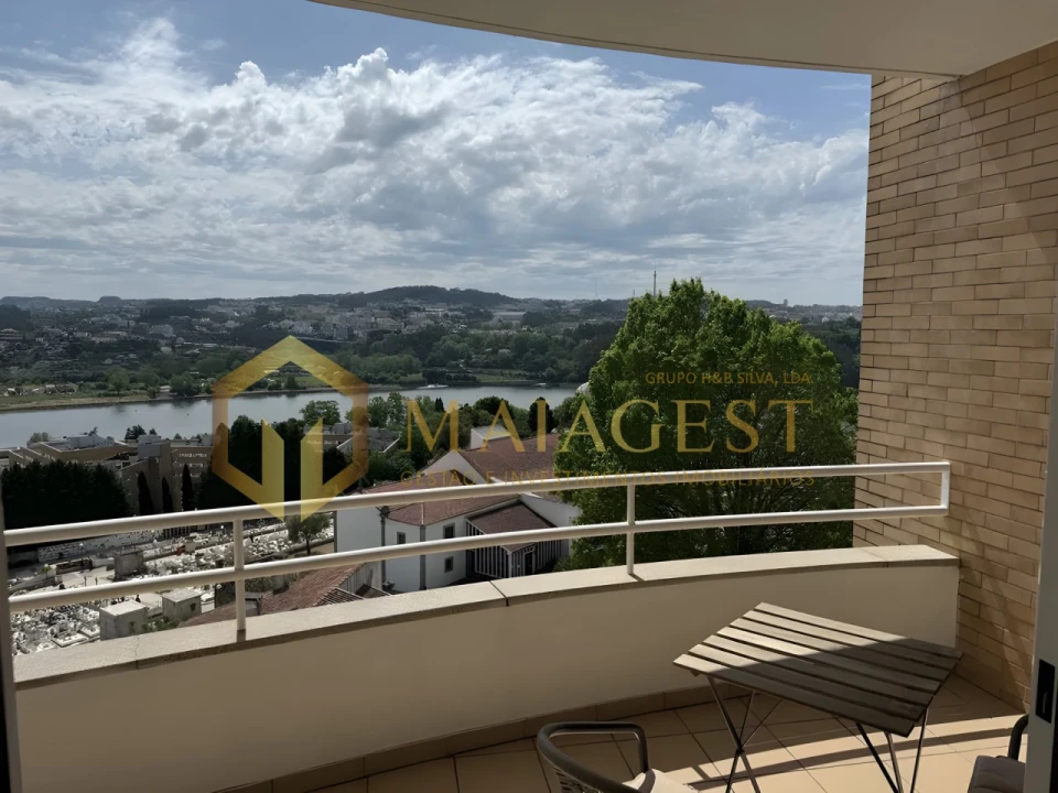 Apartamento T3 para Arrendamento em Gondomar (São Cosme), Valbom e Jovim Foto 3