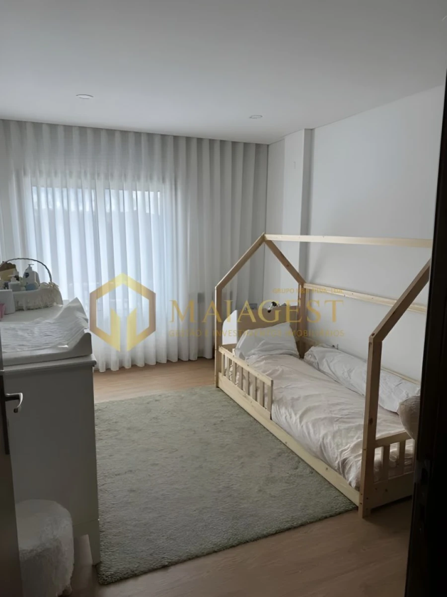 Apartamento T3 para Arrendamento em Gondomar (São Cosme), Valbom e Jovim Foto 8