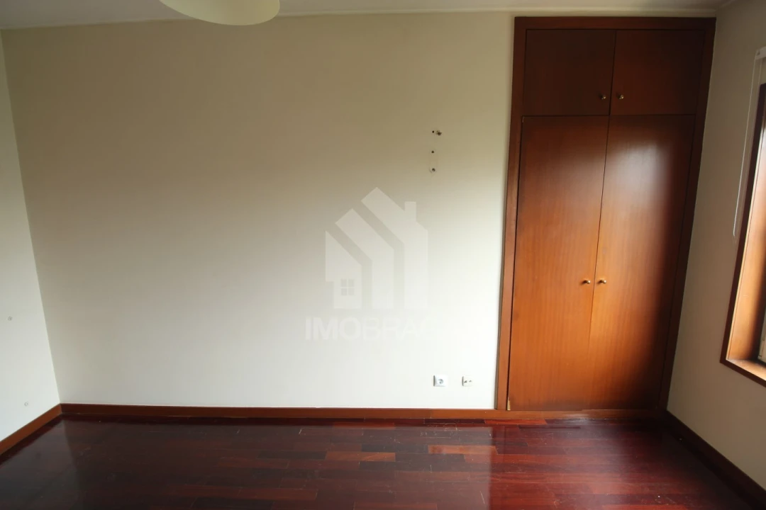 Apartamento T1 para Arrendamento em São Vitor (Braga) Foto 6
