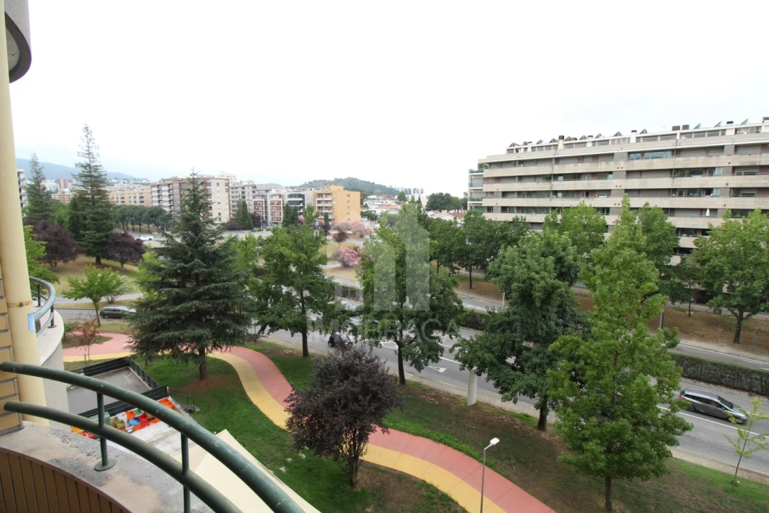 Apartamento T1 para Arrendamento em São Vitor (Braga) Foto 11