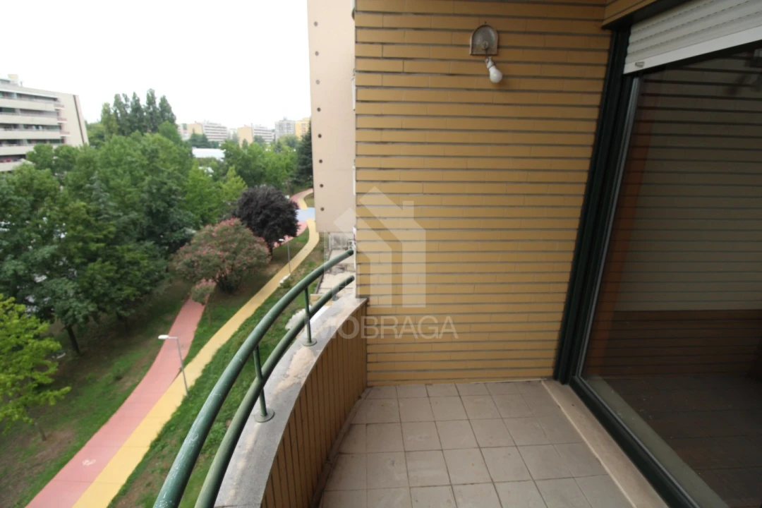 Apartamento T1 para Arrendamento em São Vitor (Braga) Foto 13